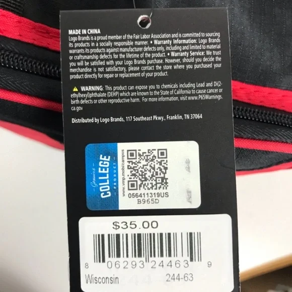 NWT Logo Brand Wisconsin Badgers 24-Can Cooler - Picture 7 of 14